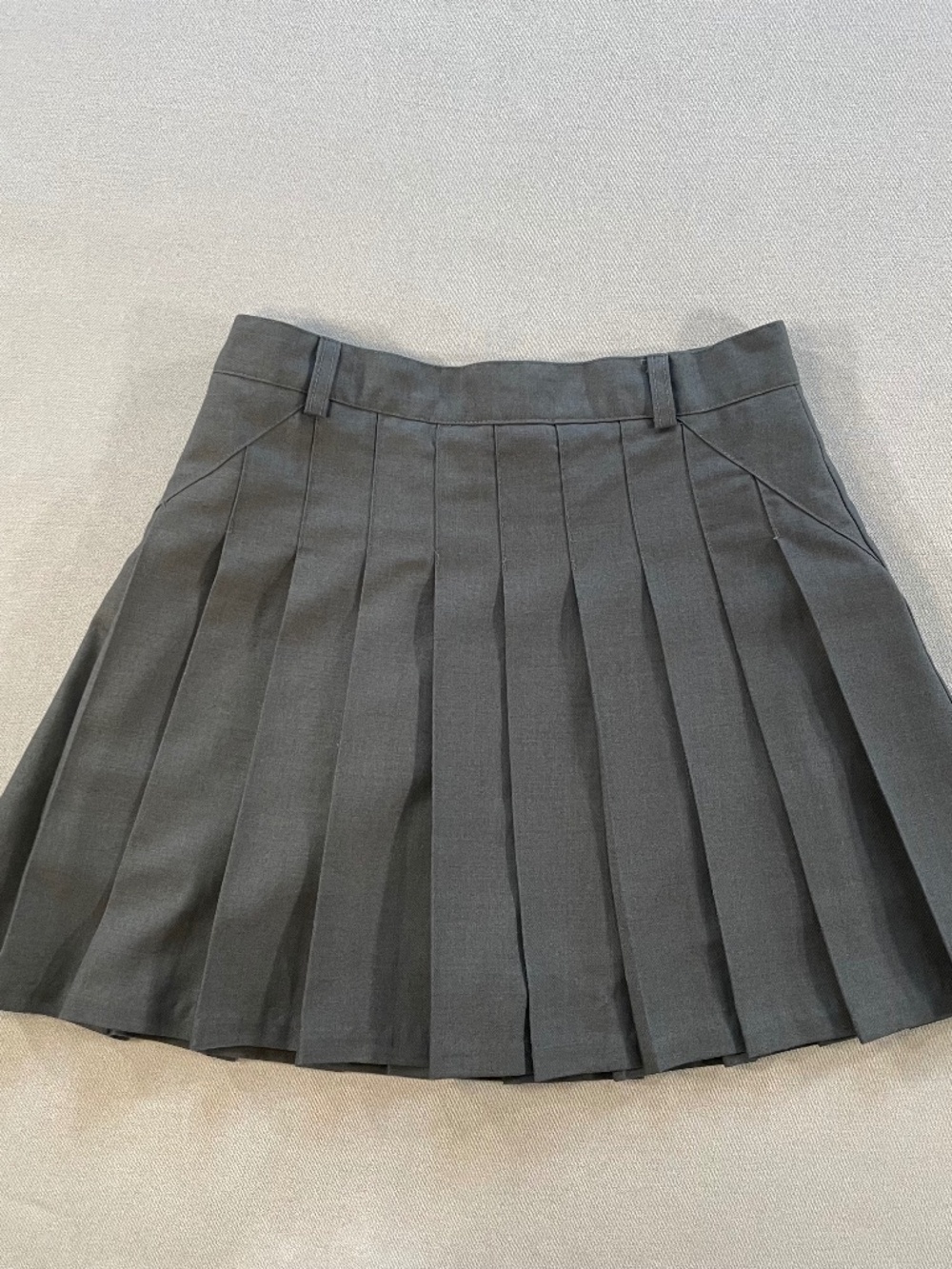 Title: Alexa Chung x AG Jeans Grey Pleated Mini Skirt Skort Size S 26